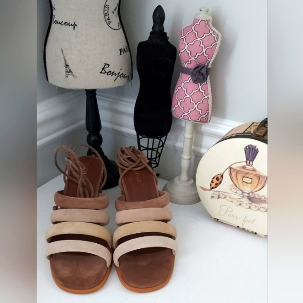 ALOHAS Multi Color Brown Suede Block Heel Sandals NWOB Sz 10-10.5 41